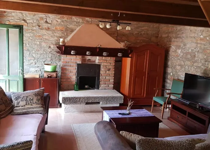 House Maestral Nyaraló Hreljići