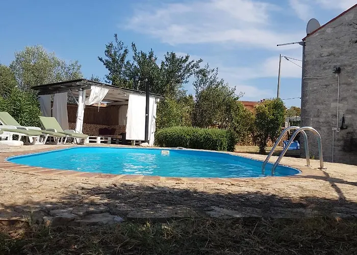 House Maestral
